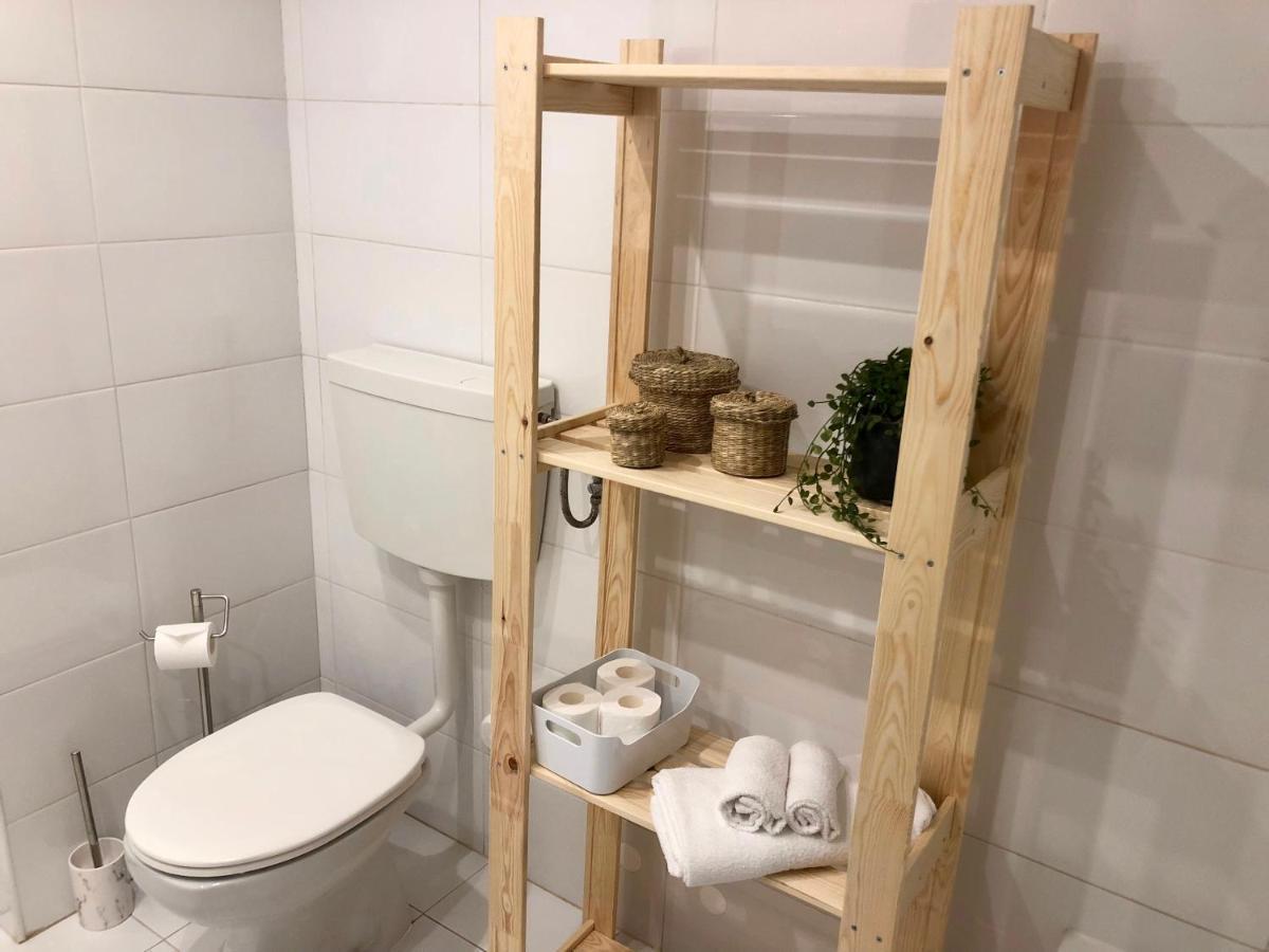 Cozy And Stylish Studio Apt Just 800M From The Beach - New On Booking! アルブフェイラ エクステリア 写真