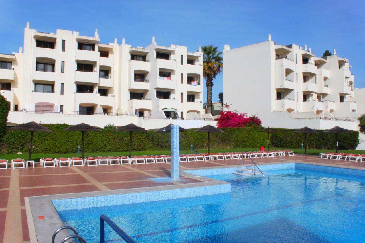 Cozy And Stylish Studio Apt Just 800M From The Beach - New On Booking! アルブフェイラ エクステリア 写真