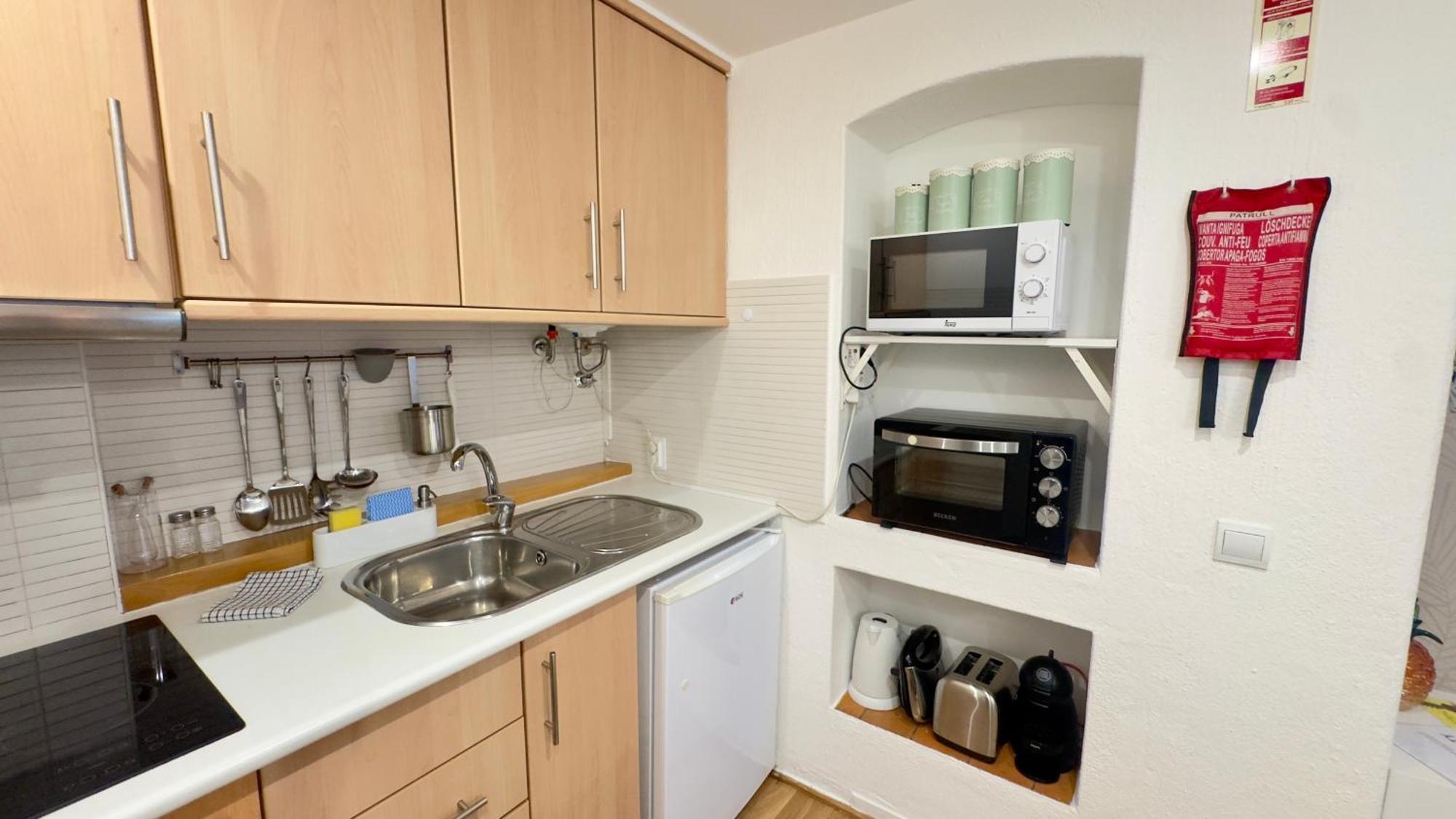 Cozy And Stylish Studio Apt Just 800M From The Beach - New On Booking! アルブフェイラ エクステリア 写真